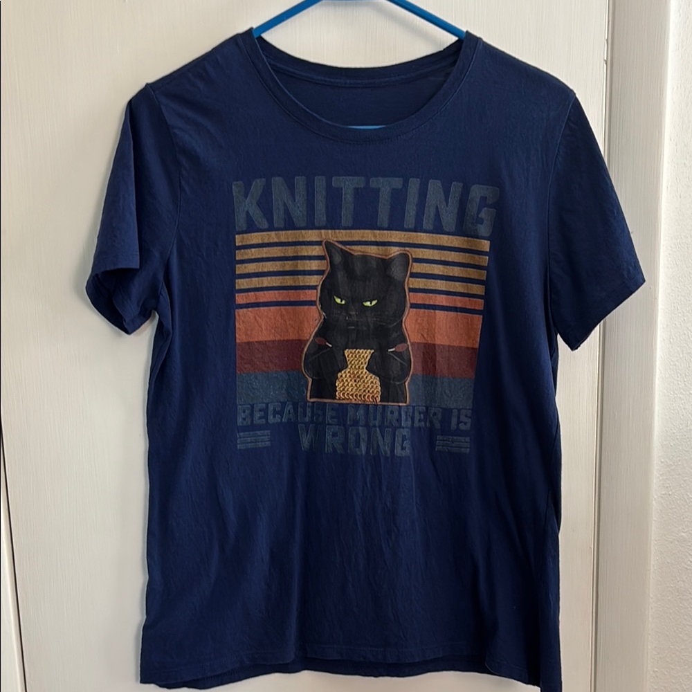 Gildan Navy Blue Cat Graphic Tee - Knitting Theme